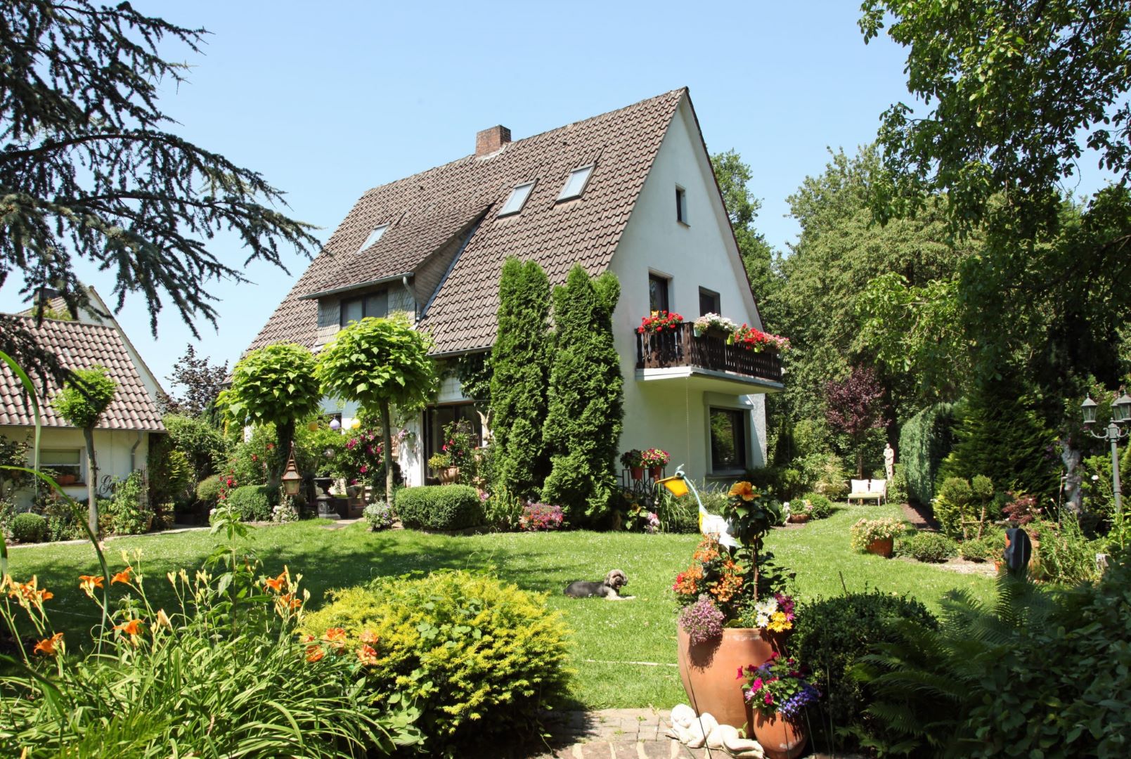 Einfamilienhaus mit Garten